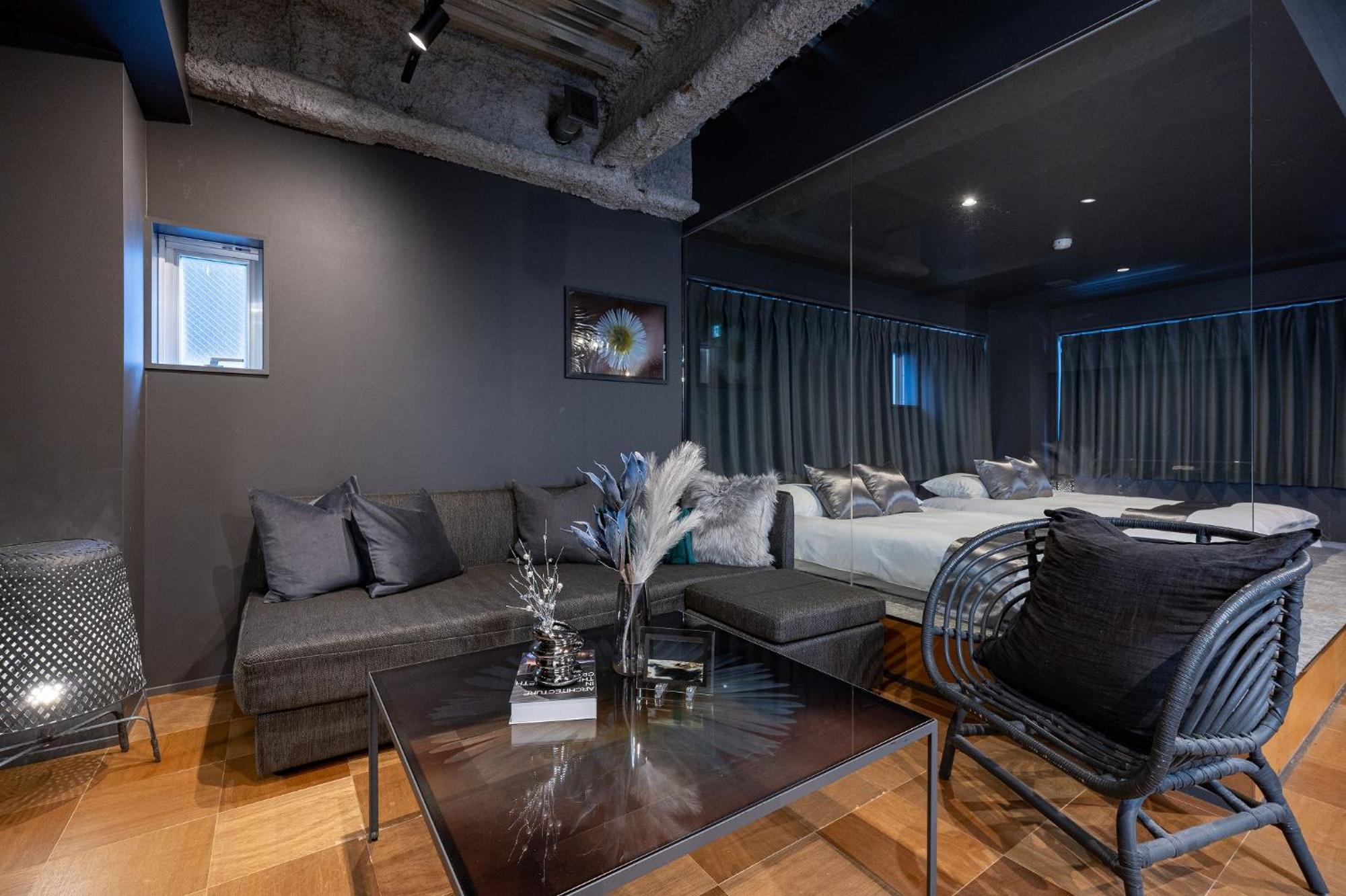 Apartment Bijou Velvet Osaka